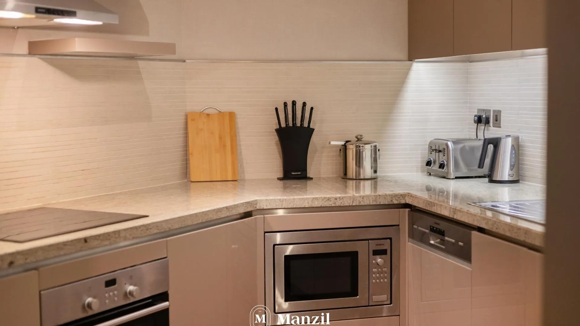Luxury Studios & Apartments In Dubai Creek Heights, Near Wafi Mall & Dubai Frame United Arab Emirates
